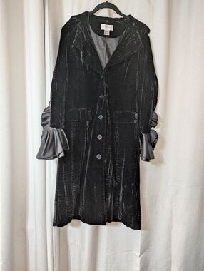 Black Velvet Y2K Whimsigoth Button Up Jacket With Ruffle Sleeves Size 6